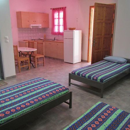 "Action" House In Leonidio 4-Beds Apartment Екстериор снимка