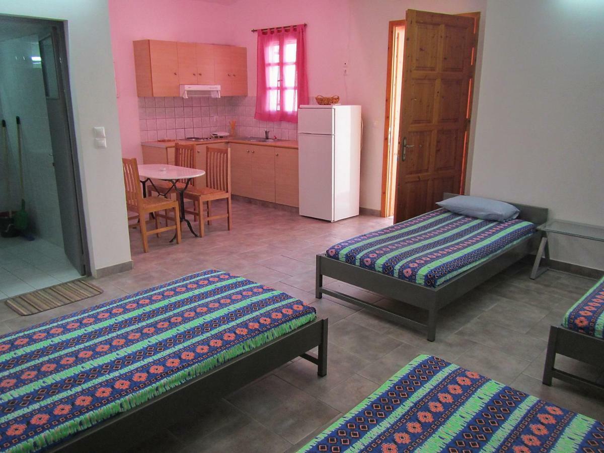"Action" House In Leonidio 4-Beds Apartment Екстериор снимка